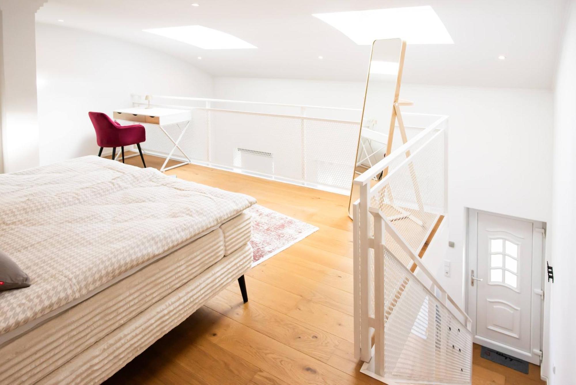 Loftartige Wohnung In Augsburg-Pfersee Екстериор снимка
